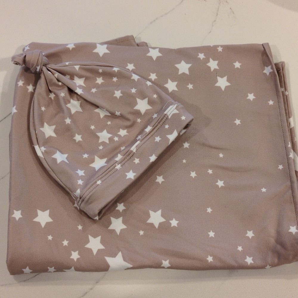 MASONgrey LA stars swaddle and cap-LIKE NEW
